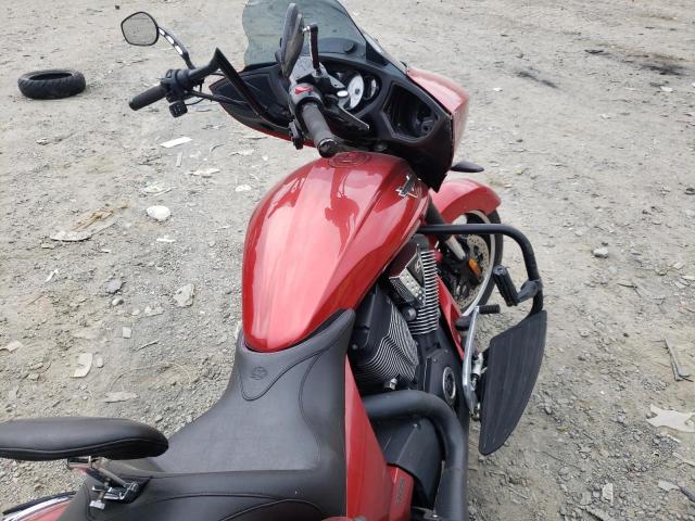 5VPDW36N9D3024291 - 2013 VICTORY MOTORCYCLES CROSS COUN RED photo 5