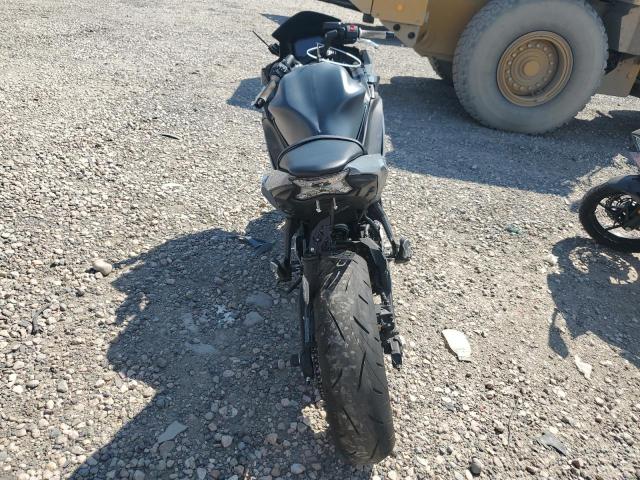 ML5EXER13RDAC6794 - 2024 KAWASAKI EX650 R GRAY photo 4