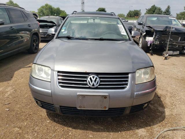 WVWCE63B55E106825 - 2005 VOLKSWAGEN PASSAT GLS TDI GRAY photo 5