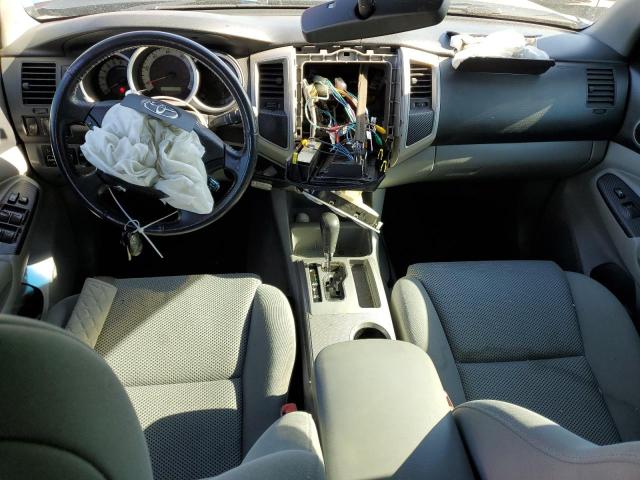 3TMJU4GN6BM118796 - 2011 TOYOTA TACOMA DOUBLE CAB PRERUNNER GREEN photo 8