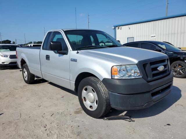 1FTRF12237NA86928 - 2007 FORD F-150 SILVER photo 4