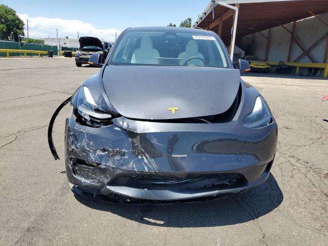 7SAYGDEE2RF059384 - 2024 TESLA MODEL Y Gris photo 5