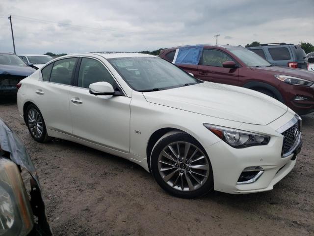 JN1EV7AR3JM436125 - 2018 INFINITI Q50 LUXE WHITE photo 4