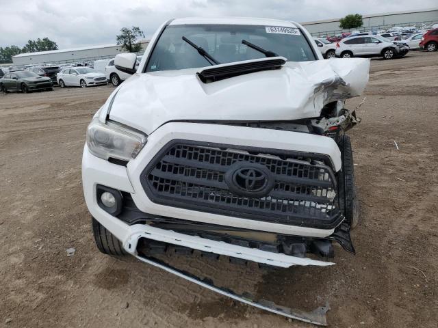 5TFDZ5BN4HX019814 - 2017 TOYOTA TACOMA DOUBLE CAB WHITE photo 5