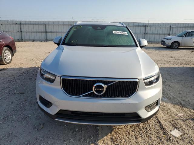 YV4AC2HK7L2176529 - 2020 VOLVO XC40 T4 MOMENTUM SILVER photo 5