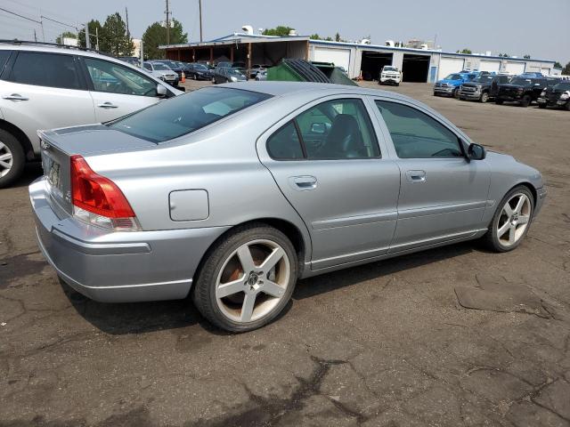 YV1RH527562529457 - 2006 VOLVO S60 R 银色 照片 3