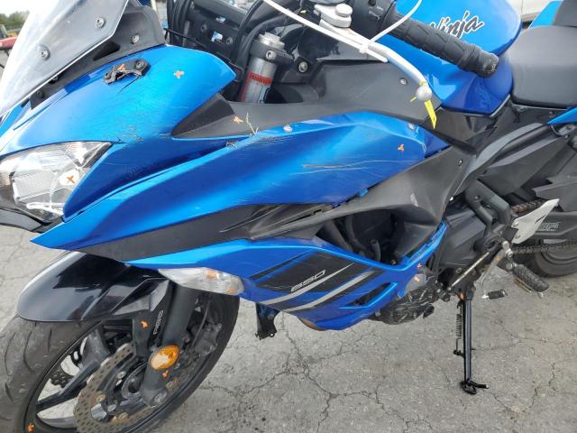 JKAEXEK1XJDA13057 - 2018 KAWASAKI EX650 F BLUE photo 9