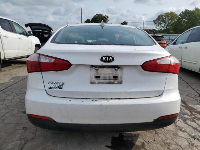 KNAFX4A68F5317887 - 2015 KIA FORTE LX WHITE photo 6