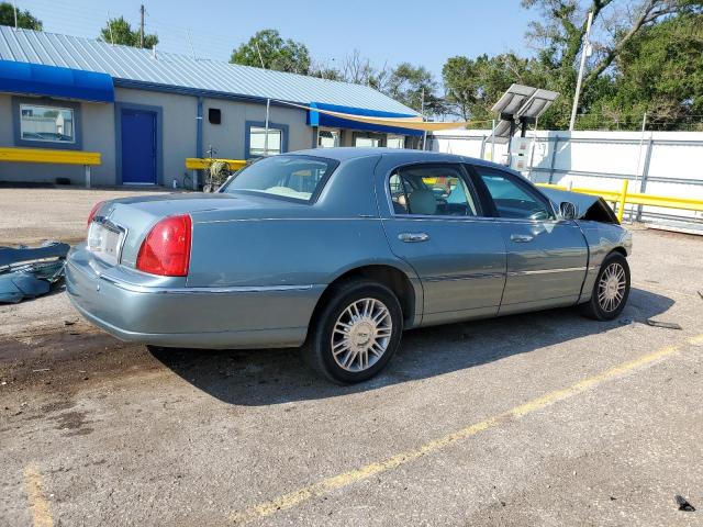 1LNHM81W54Y631144 - 2004 LINCOLN TOWN CAR EXECUTIVE TURQUOISE photo 3