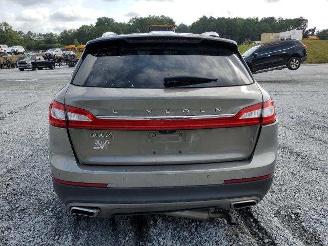 2LMPJ6KR8HBL39934 - 2017 LINCOLN MKX SELECT TAN photo 6