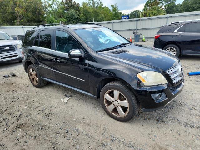4JGBB8GB8AA562941 - 2010 MERCEDES-BENZ ML 350 4MATIC BLACK photo 4