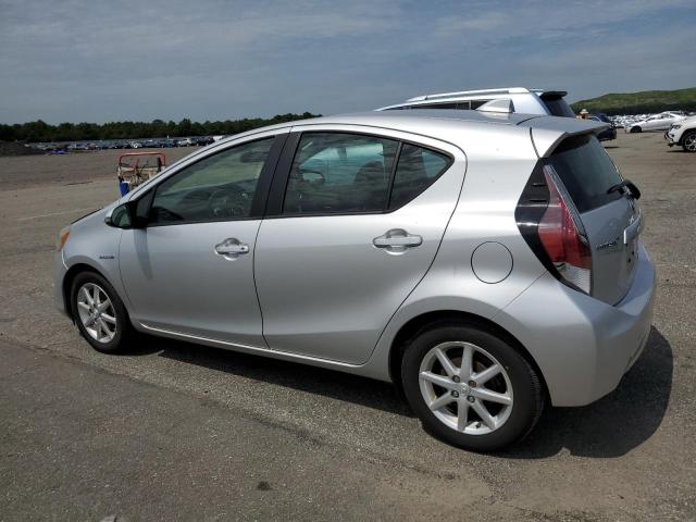 JTDKDTB30F1114928 - 2015 TOYOTA PRIUS C SILVER photo 2