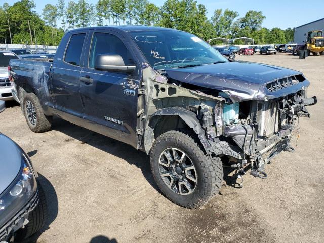 5TFUY5F19LX946326 - 2020 TOYOTA TUNDRA DOUBLE CAB SR/SR5 GRAY photo 4