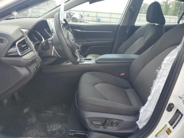 4T1C11AK6PU722927 - 2023 TOYOTA CAMRY LE WHITE photo 7