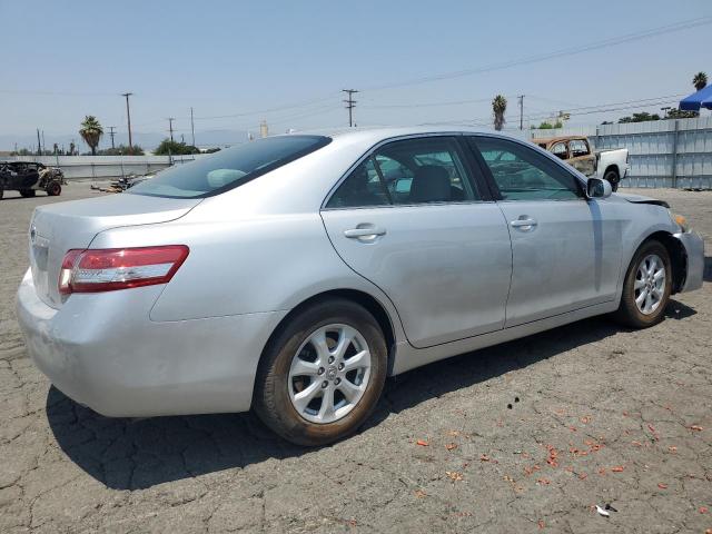 4T4BF3EK1BR156435 - 2011 TOYOTA CAMRY BASE SILVER photo 3