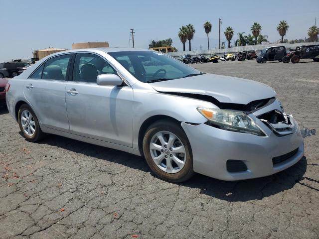 4T4BF3EK1BR156435 - 2011 TOYOTA CAMRY BASE SILVER photo 4