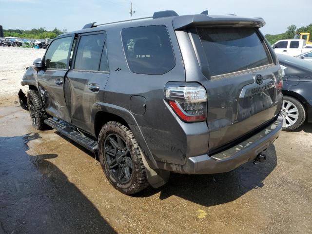 JTEMU5JR6P6118587 - 2023 TOYOTA 4RUNNER SE GRAY photo 2