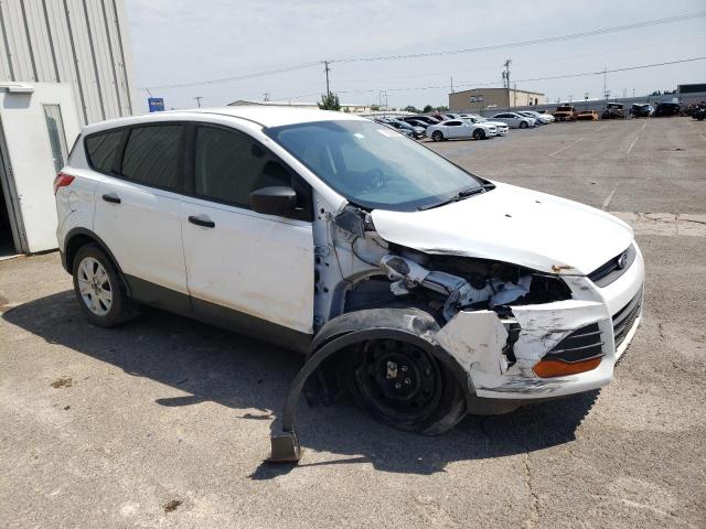 1FMCU0F77GUB47016 - 2016 FORD ESCAPE S WHITE photo 4