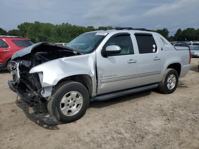 3GNMCFE01DG163723 - 2013 CHEVROLET AVALANCHE LT SILVER photo 1