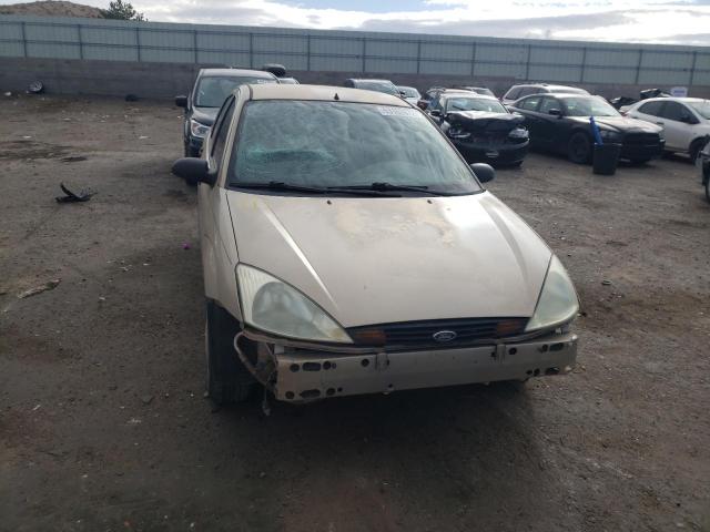 1FAFP33P72W308434 - 2002 FORD FOCUS LX GOLD photo 9