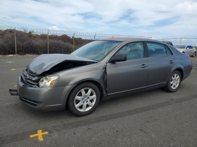 2006 TOYOTA AVALON XL, 