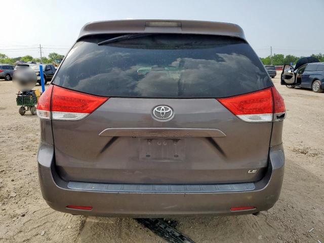 5TDKK3DC5DS351370 - 2013 TOYOTA SIENNA LE GRAY photo 6