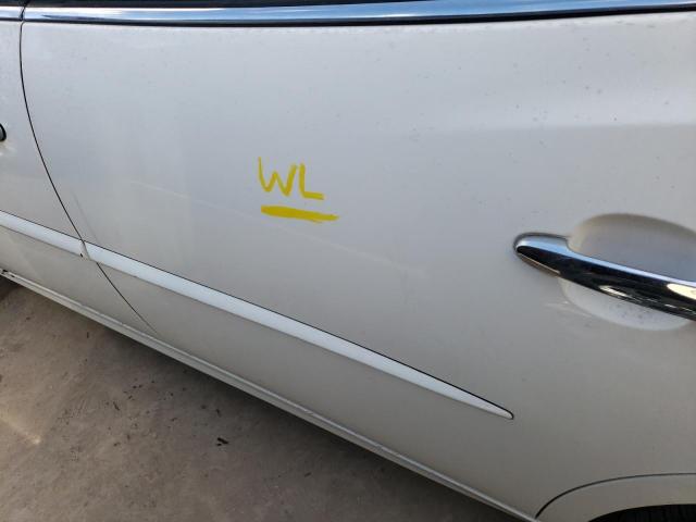 2G4WE587961291603 - 2006 BUICK LACROSSE CXS WHITE photo 9