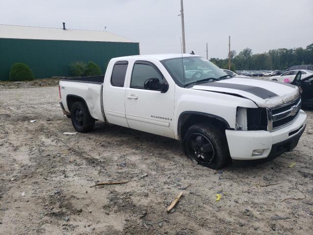 1GCEK39J59Z175219 - 2009 CHEVROLET SILVERADO K1500 LTZ WHITE photo 4