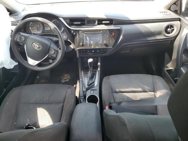 5YFBURHE2KP885599 - 2019 TOYOTA COROLLA L RED photo 8