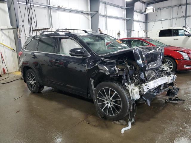 5TDJZRFH0HS368506 - 2017 TOYOTA HIGHLANDER SE შავი ფოტო 4