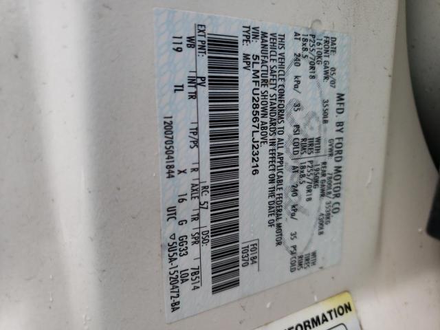 5LMFU28567LJ23216 - 2007 LINCOLN NAVIGATOR 白色 照片 12