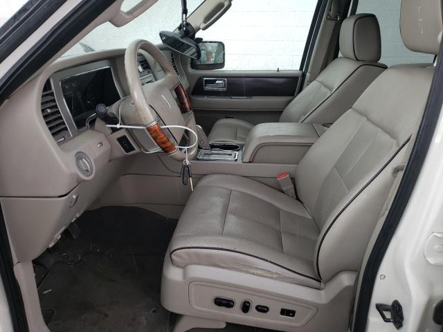 5LMFU28567LJ23216 - 2007 LINCOLN NAVIGATOR WHITE photo 7