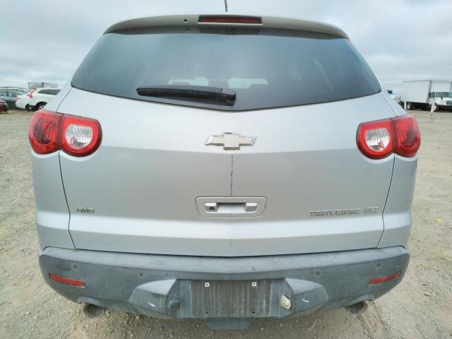 1GNKVLED0BJ361840 - 2011 CHEVROLET TRAVERSE LTZ SILVER photo 6