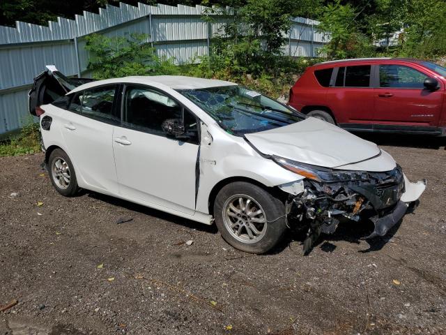 JTDKARFP0H3029586 - 2017 TOYOTA PRIUS PRIM თეთრი ფოტო 4