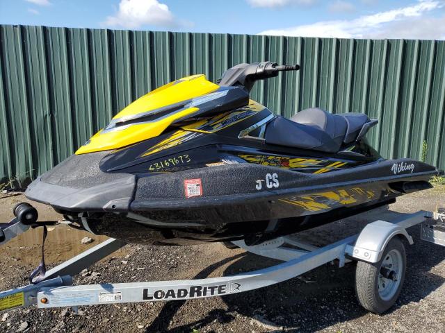 YAMA2289E515 - 2015 YAMAHA WAVERUNNER BLACK photo 2