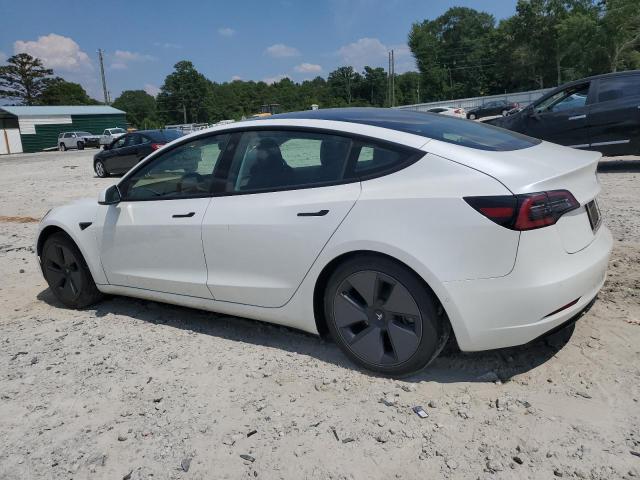 5YJ3E1EA6MF921118 - 2021 TESLA MODEL 3 WHITE photo 2