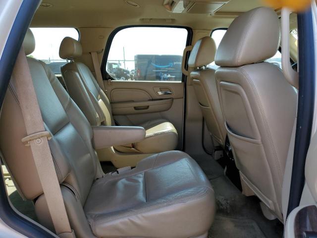 1GYFK23269R224230 - 2009 CADILLAC ESCALADE LUXURY CREAM photo 11