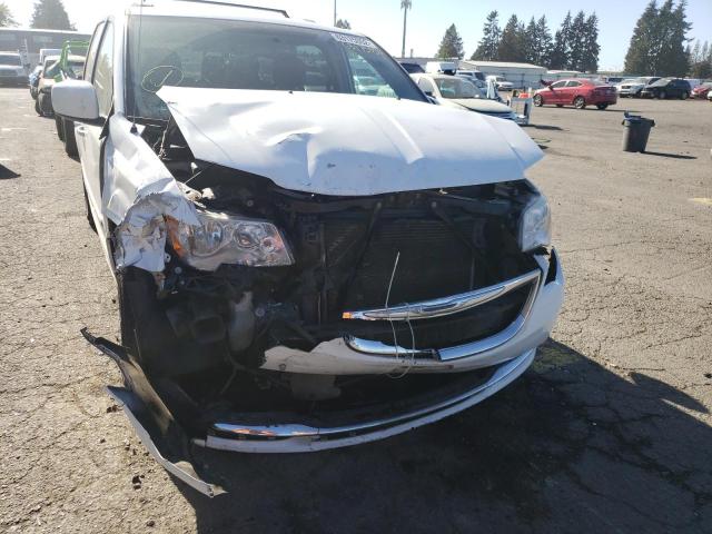 2C4RC1BG2ER358261 - 2014 CHRYSLER TOWN & COU TOURING 白色 照片 9