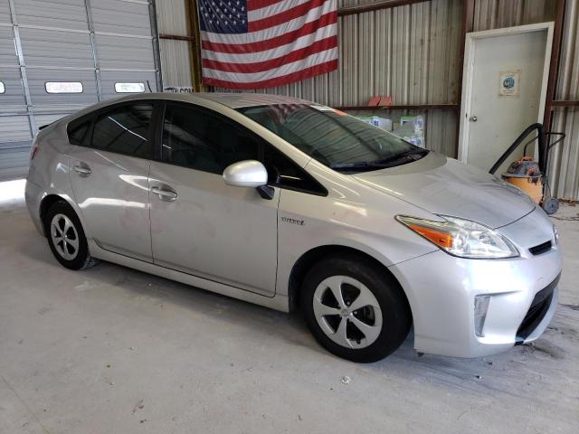 JTDKN3DU6F1900171 - 2015 TOYOTA PRIUS SILVER photo 4