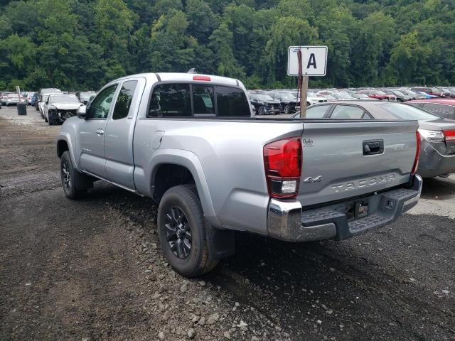 3TYSX5EN5NT015396 - 2022 TOYOTA TACOMA ACCESS CAB ვერცხლისფერი ფოტო 2