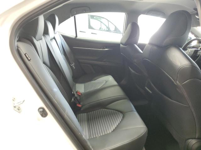 4T1G11AK5RU243760 - 2024 TOYOTA CAMRY SE NIGHT SHADE WHITE photo 10