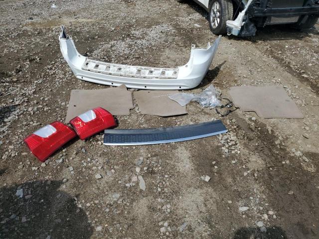 2C4RC1CGXFR610547 - 2015 CHRYSLER TOWN & COU TOURING L WHITE photo 12