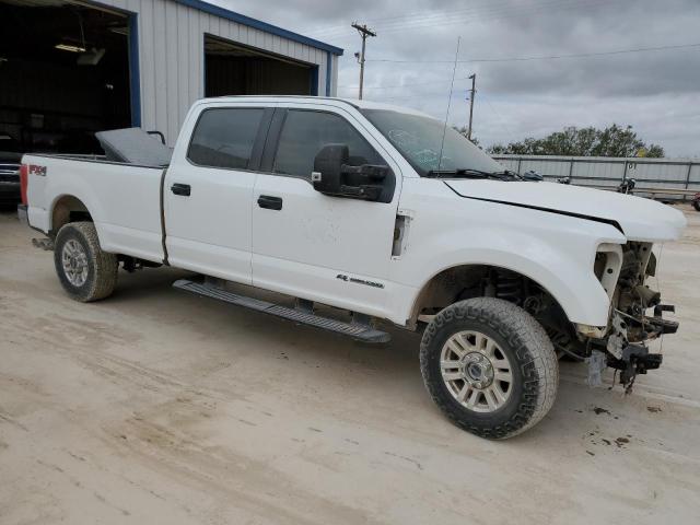 1FT7W2BT3JEC45959 - 2018 FORD F250 SUPER DUTY WHITE photo 4