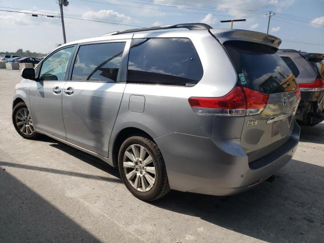 5TDYK3DC8BS018376 - 2011 TOYOTA SIENNA XLE SILVER photo 2