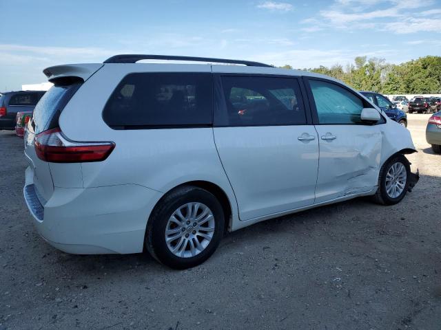 5TDYK3DC0GS741386 - 2016 TOYOTA SIENNA XLE WHITE photo 3