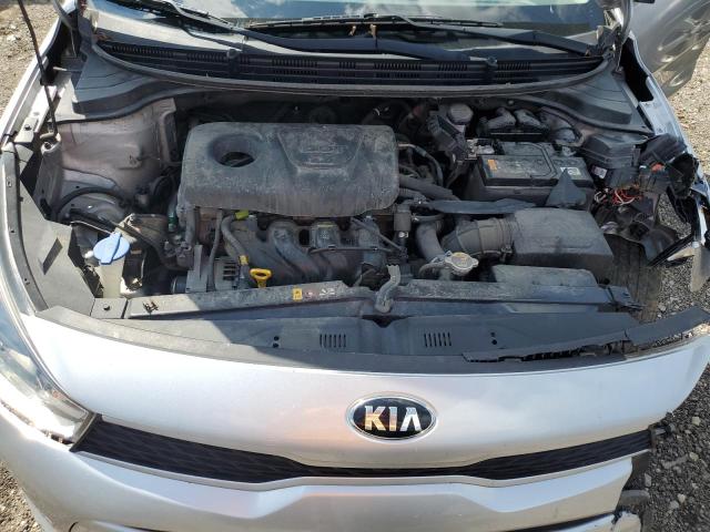 3KPA24AB9KE173886 - 2019 KIA RIO S SILVER photo 11