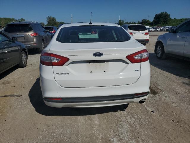 1FA6P0H77G5112577 - 2016 FORD FUSION SE WHITE photo 6