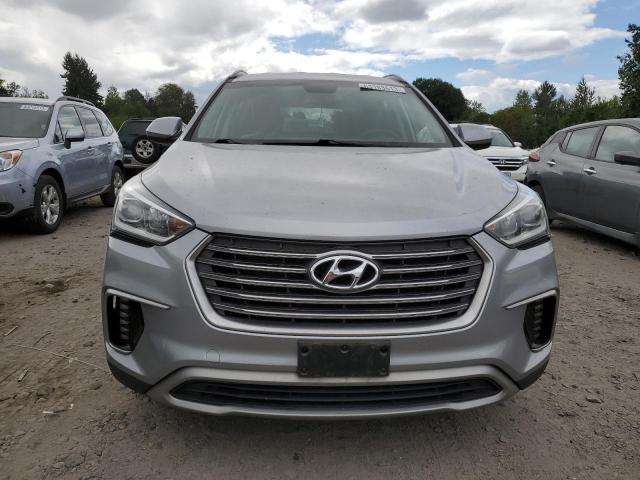 KM8SMDHF8HU245917 - 2017 HYUNDAI SANTA FE SE SILVER photo 5