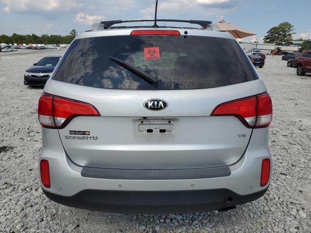 5XYKTDA74FG617438 - 2015 KIA SORENTO LX SILVER photo 6