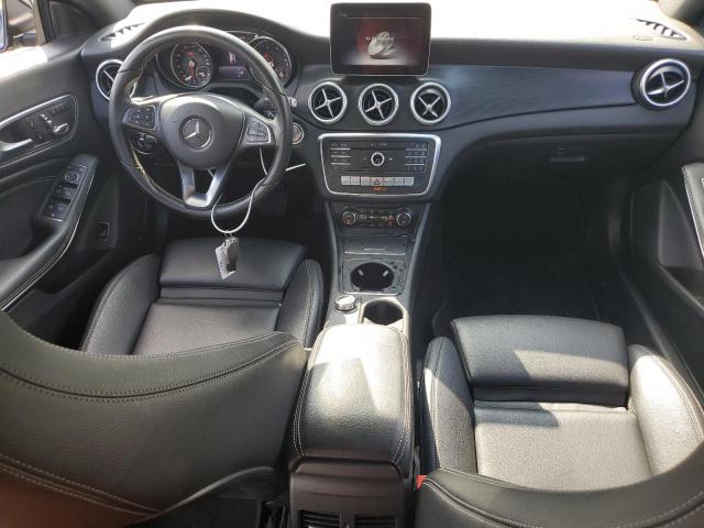 WDDSJ4GB1JN638885 - 2018 MERCEDES-BENZ CLA 250 4MATIC BLACK photo 8